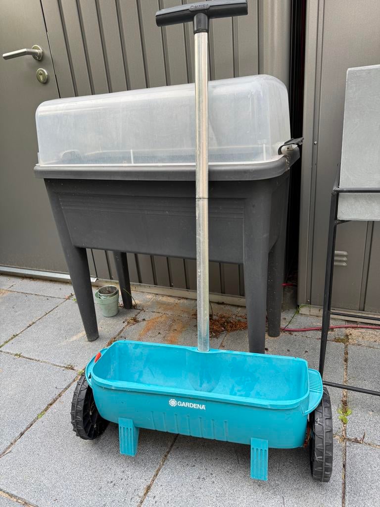 Gardena Strooiwagen - Handig voor zaaien en bemesten, Ophalen, Zo goed als nieuw