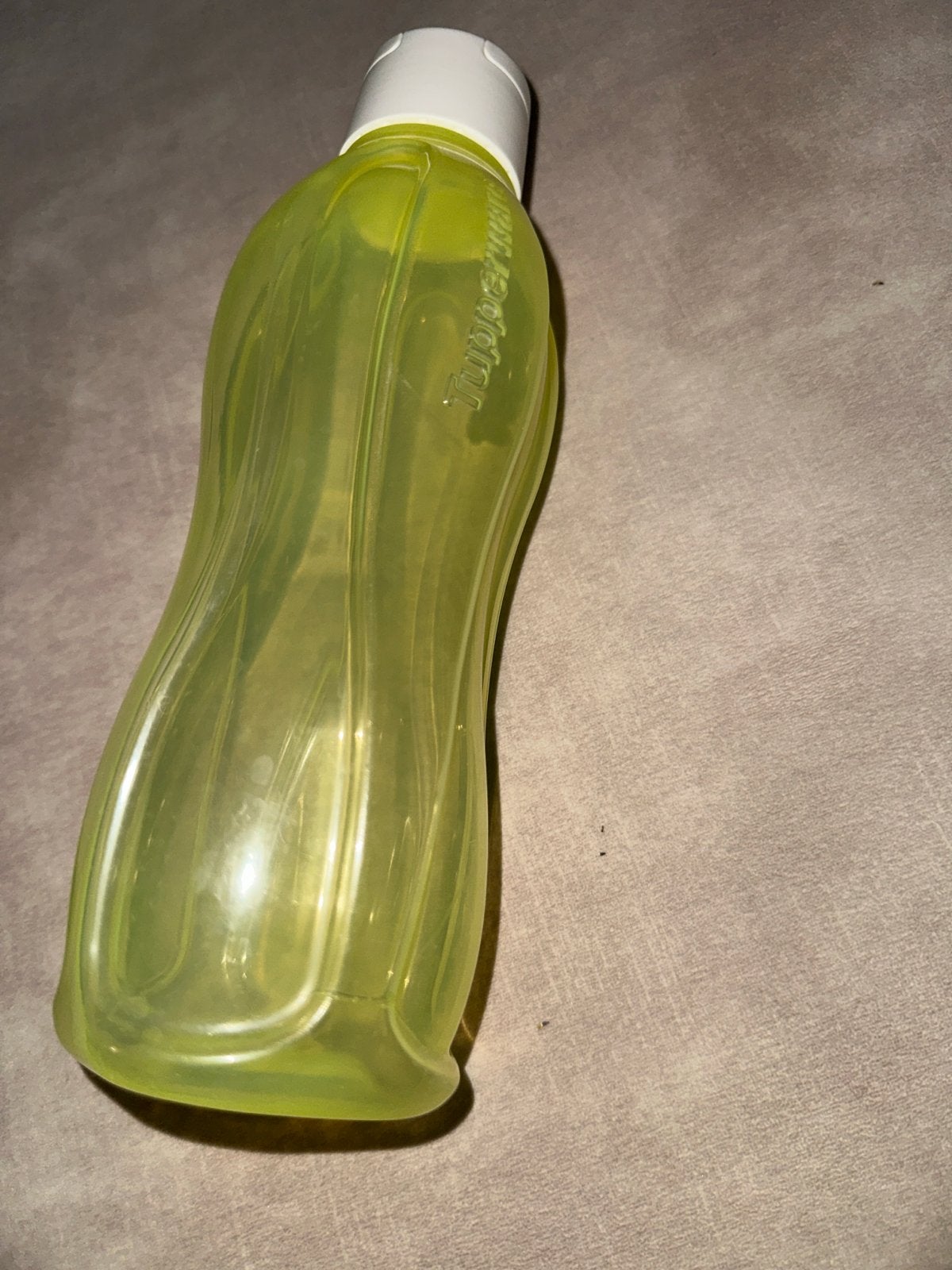 Tupperware Waterfles 750ml - Geel/Groen, Gebruikt, Geel, 750 ml, Ophalen of Verzenden