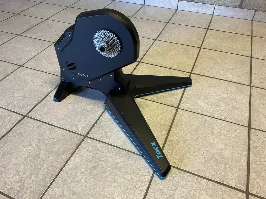 Tacx Flux 2 Smart Trainer - Zo goed als nieuw, Fietsen en Brommers, Ophalen, Zo goed als nieuw