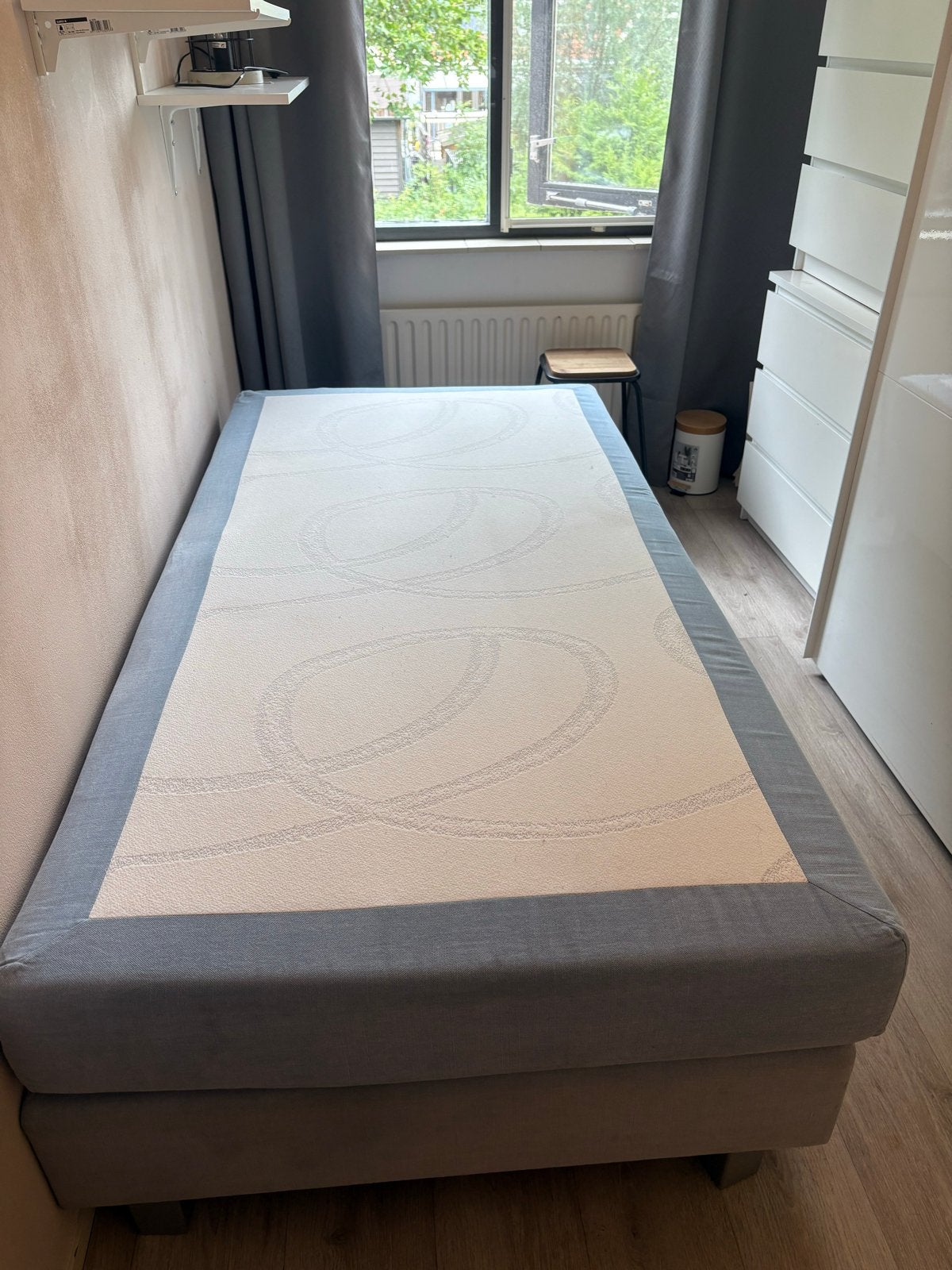 Boxspring 100x200 - Comfortabel eenpersoonsbed, Ophalen, 100 cm, Eenpersoons, Zo goed als nieuw