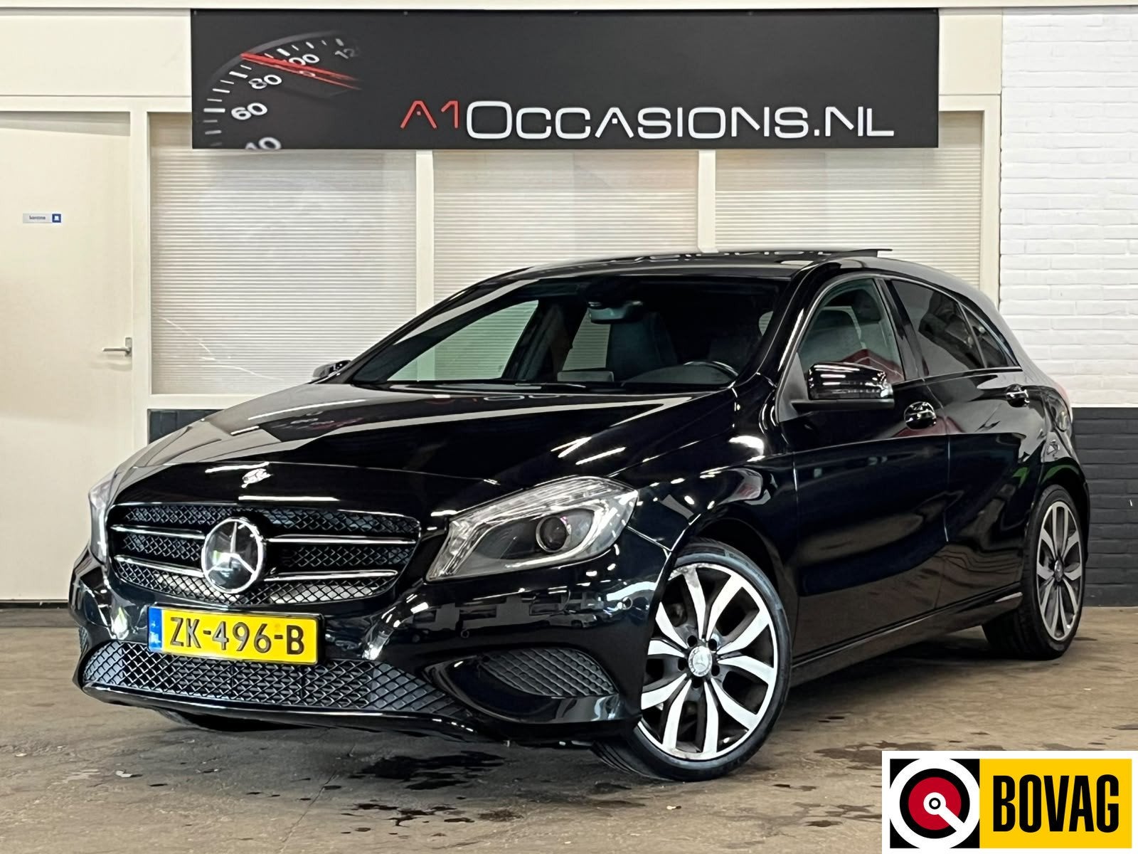 Mercedes-Benz A-Klasse 200 Prestige PANODAK! (bj 2015), Gebruikt, Zwart, 1595 cc, Bedrijf