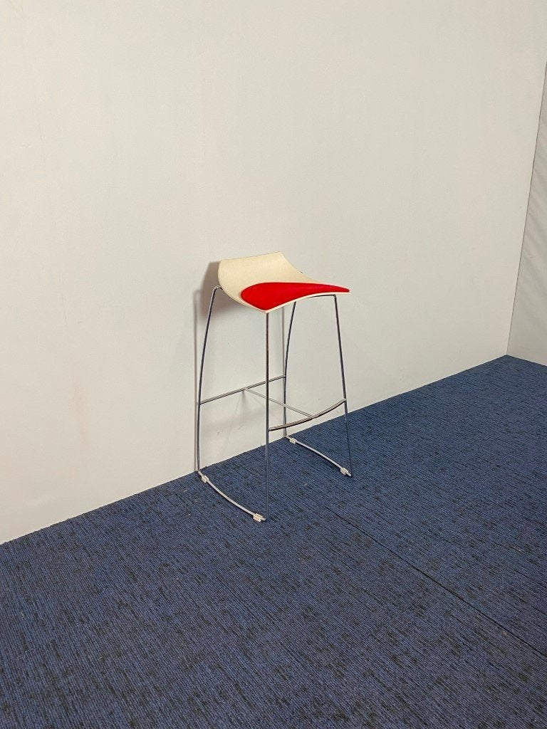 12 x Barkruk Hoop, rode stof, chroom onderstel, Huis en Inrichting, Barkrukken, Ophalen, Met voetsteun, 60 tot 90 cm, Metaal