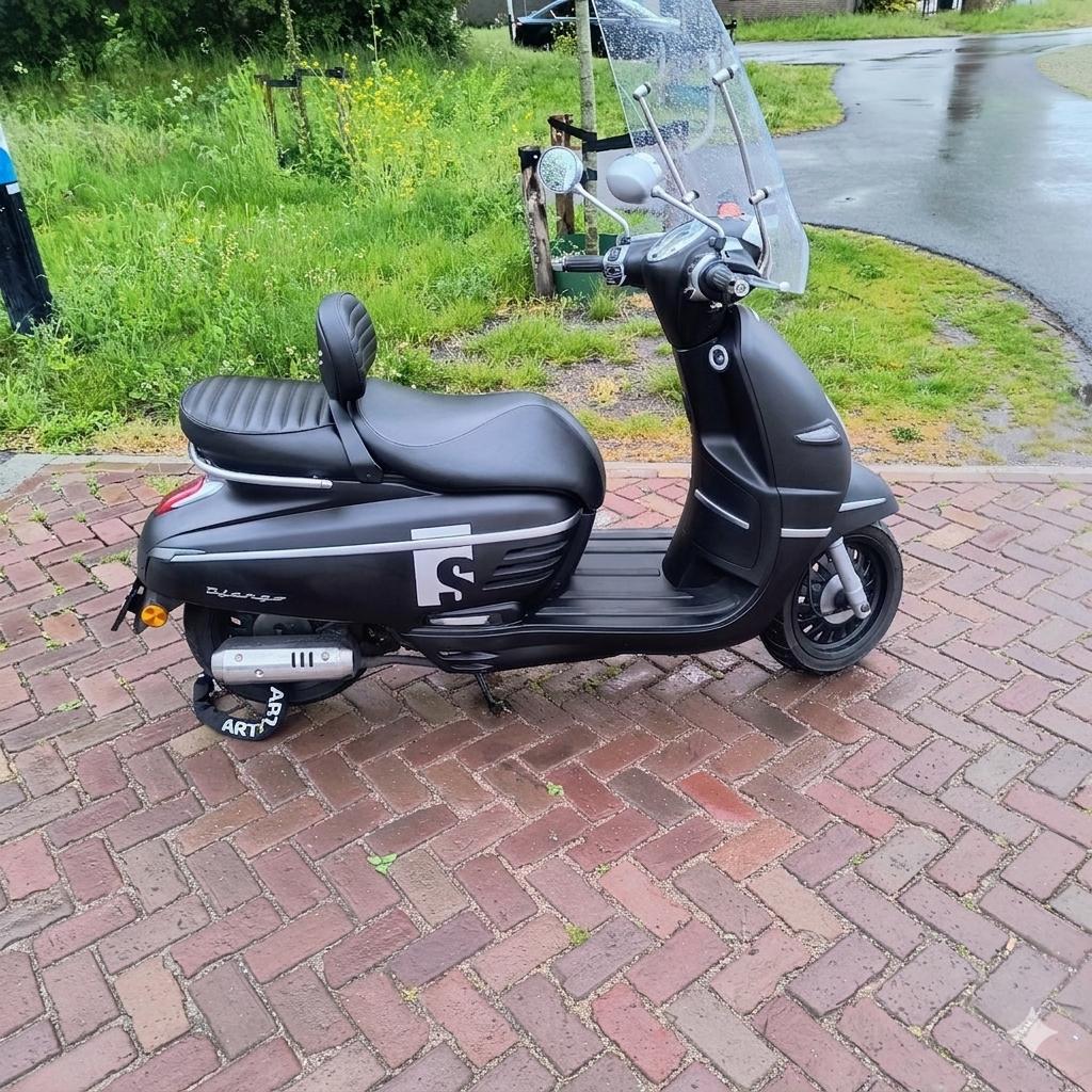 Peugeot Django (4T - Euro 4) - Gele kenteken, Fietsen en Brommers, Ophalen, Gebruikt, Overige modellen, Maximaal 45 km/u