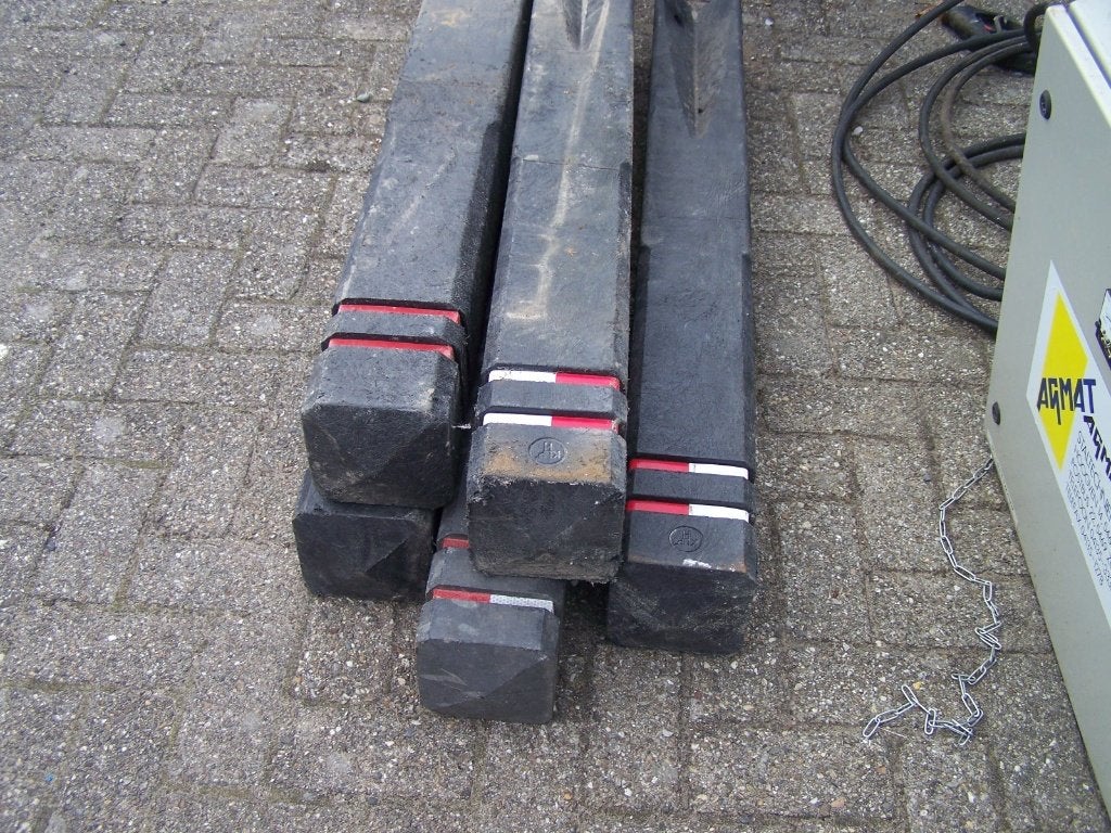bermpalen , inritpalen , berm palen , diamantkoppalen, Ophalen, Gebruikt, Minder dan 180 cm, Palen