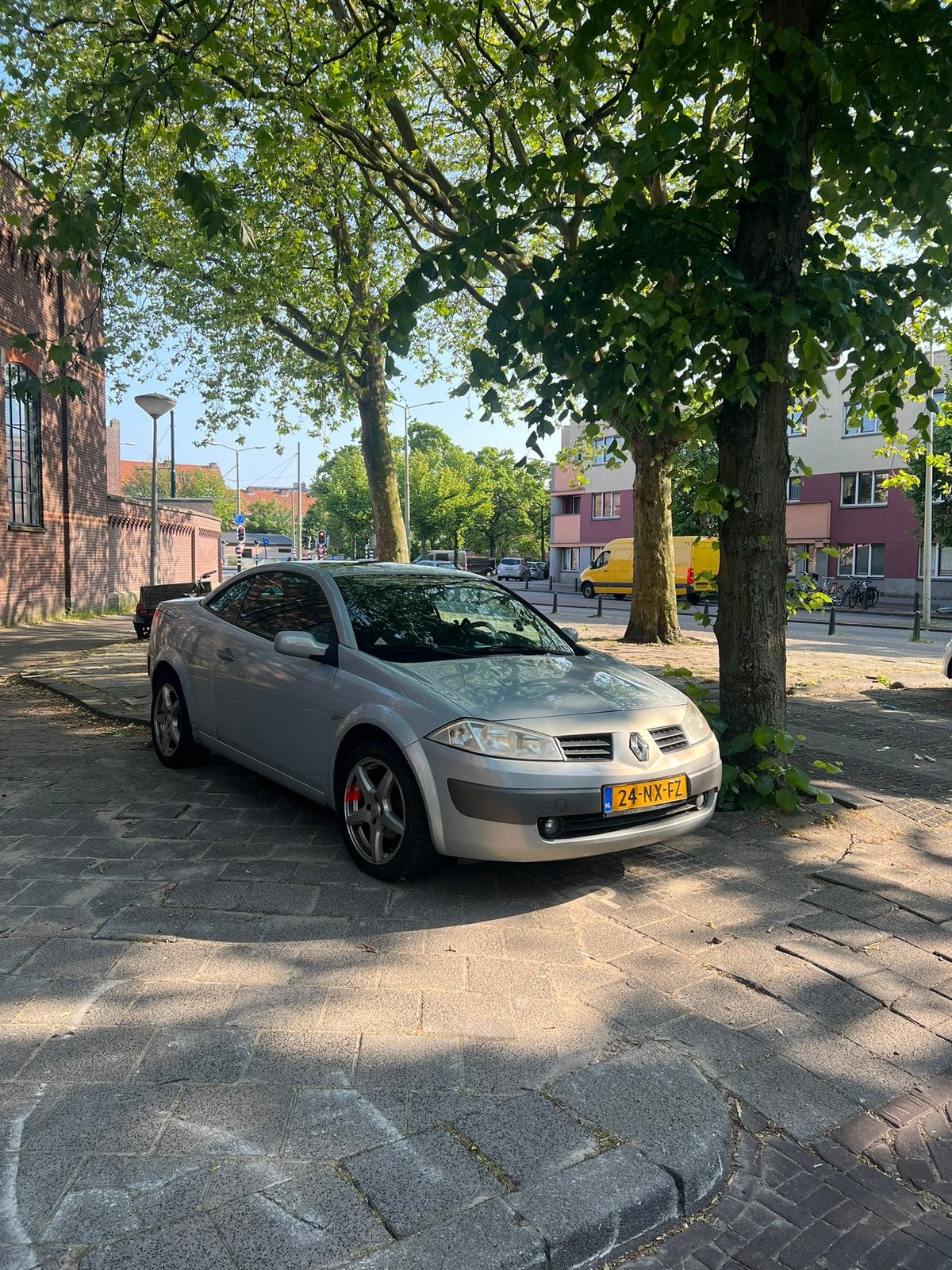 Renault Mégane 1.6 16V Cabrio 2004 Grijs, Auto's, Voorwielaandrijving, 1295 kg, 4 cilinders, Cabriolet