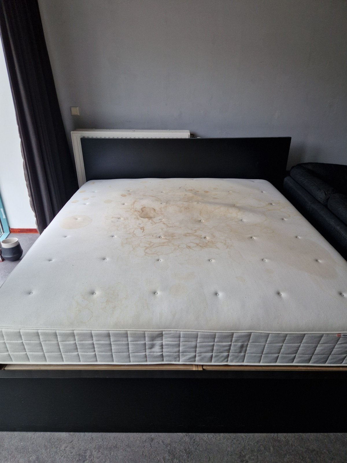 Tweepersoonsbed met matras (195x210 cm), Ophalen, Gebruikt, 210 cm, Tweepersoons