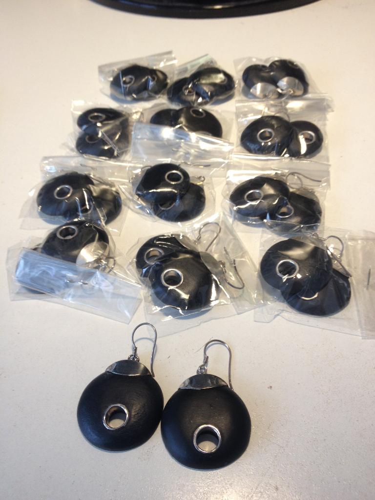 25 houten oorbellen met zilver, Overige materialen, Hangers, Bruin, Verzenden
