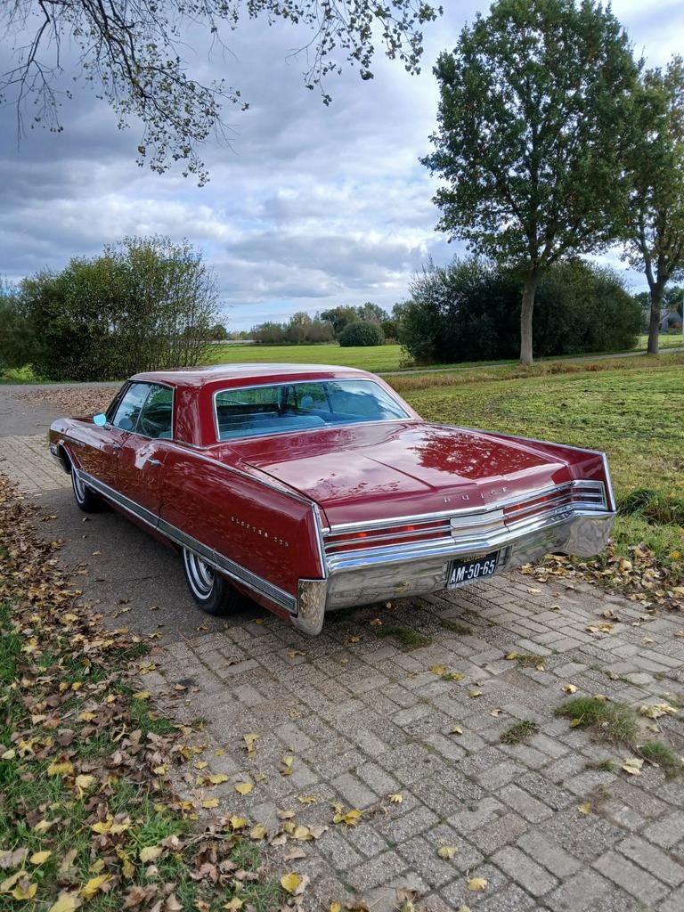 Buick Electra 6.6 225 AUT 1964 Rood, foto 4