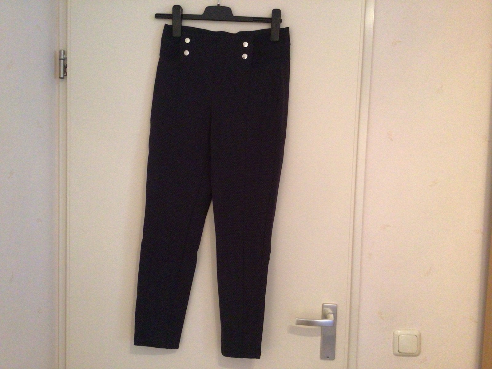 Canda Premium donkerblauwe broek met knoopdetails maat 38, Maat 38/40 (M), Blauw, Ophalen of Verzenden, Zo goed als nieuw