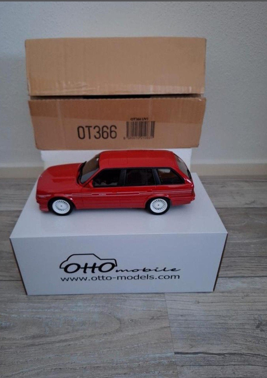 Bmw B3 E30 Touring 2.7 Alpina rood OT366 nieuw, Ophalen of Verzenden, Nieuw, Auto, OttOMobile