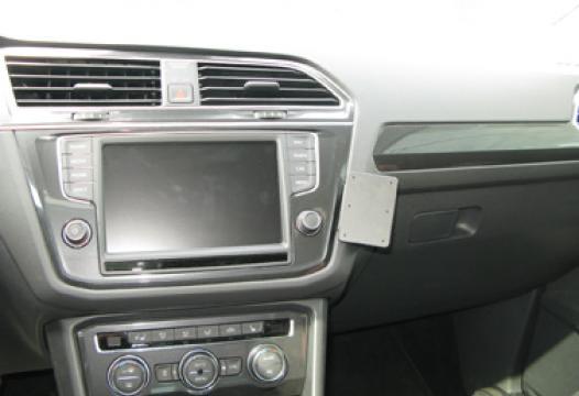 Brodit Proclip VW Tiguan 2017-2024 Angled mount, Auto diversen, Ophalen of Verzenden, Zo goed als nieuw