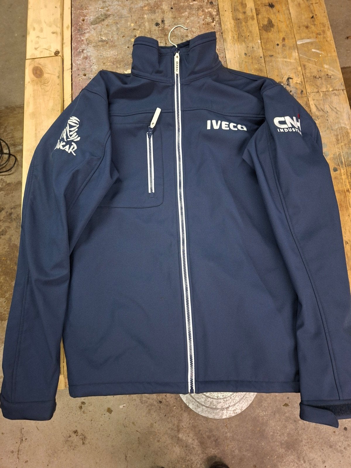 Iveco Softshell Jassen, maten Dakar 3XL en normaal XL en 4XL, Kleding | Heren, Ophalen, Blauw, Iveco, Nieuw