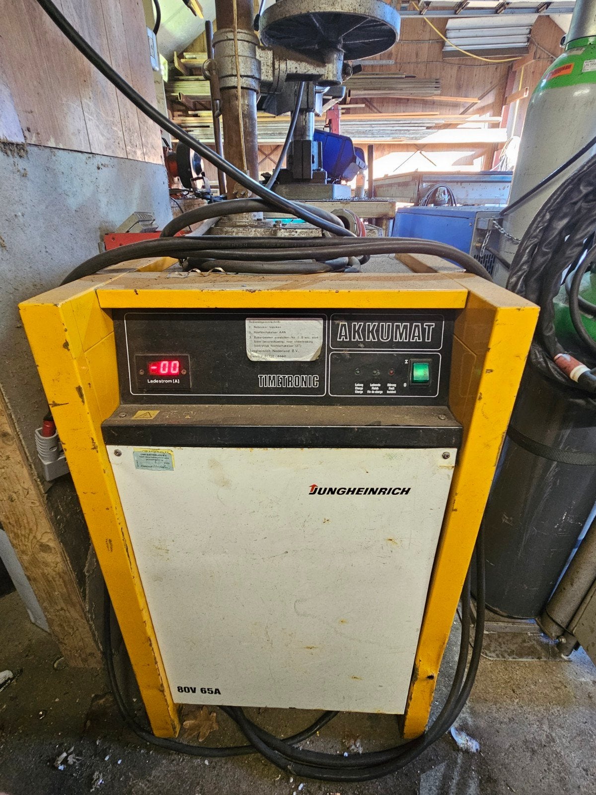 Jungheinrich Acculader AkkuMat 80V 65A, Ophalen