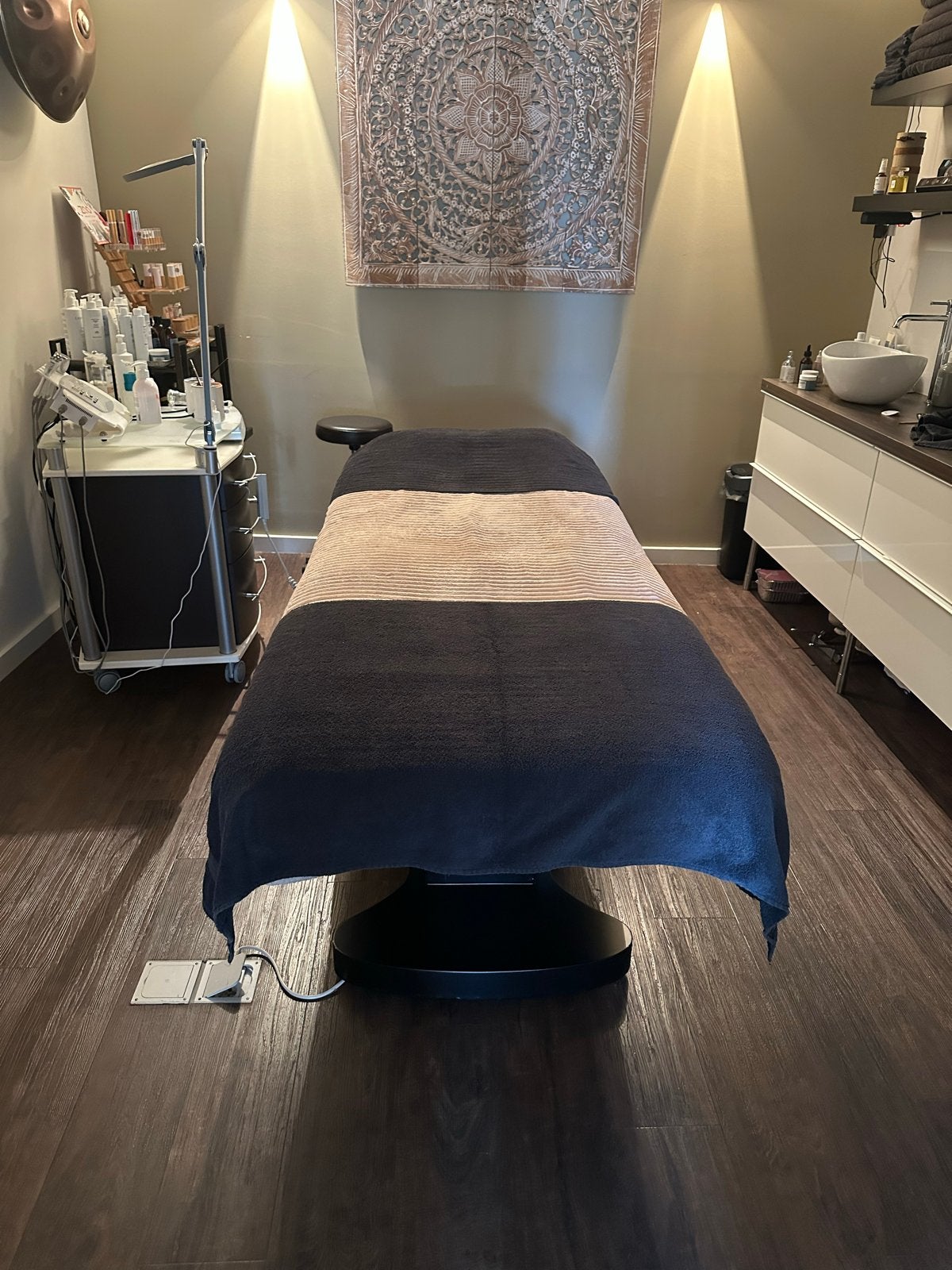 Bellezi welnessbank/behandelstoel massagebank massagetafel