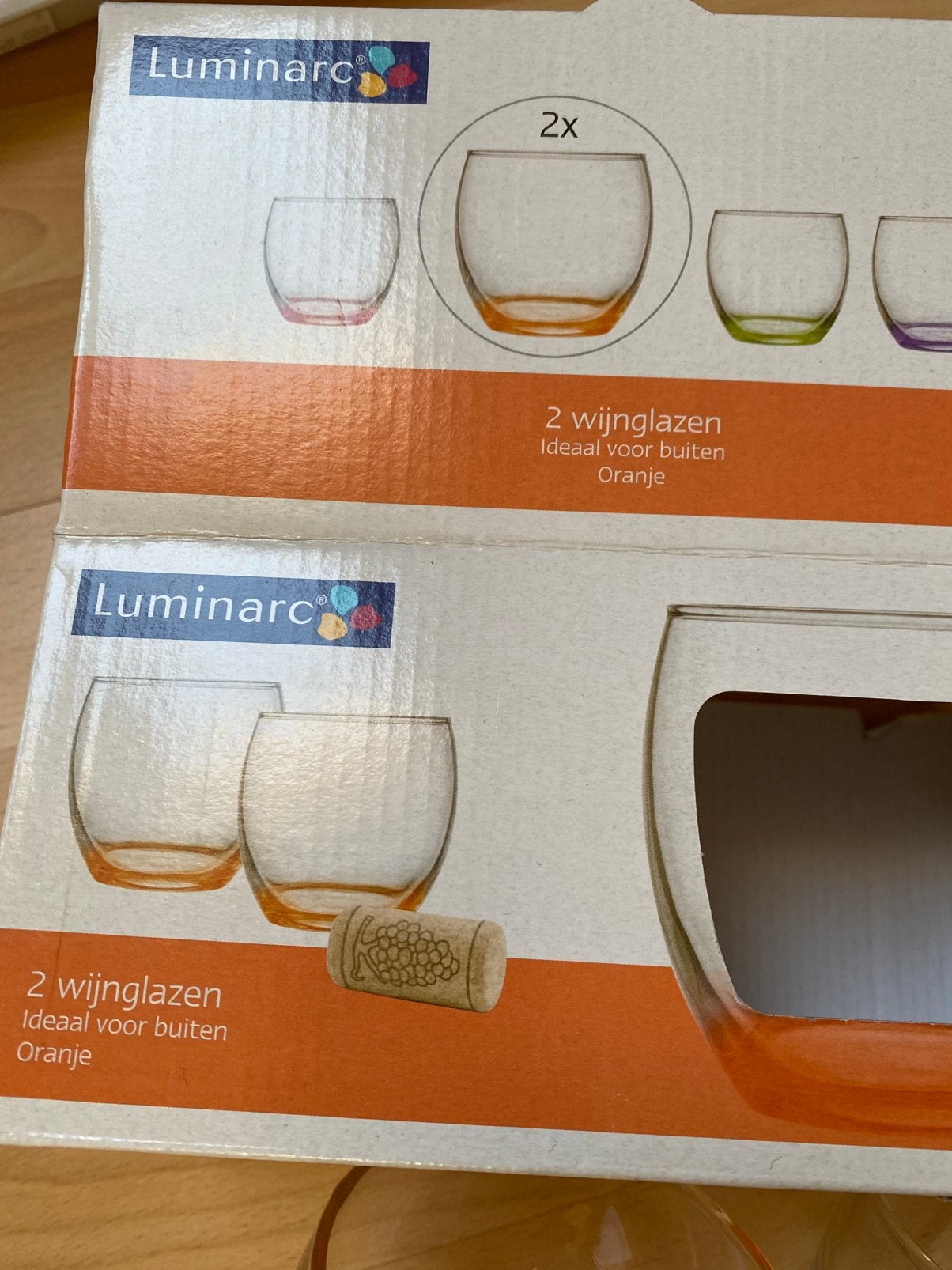 Nieuw 2 Wijnglazen wijn glazen Luminarc oranje wijnglas, Glas of Glazen, Nieuw, Ophalen of Verzenden, Glas