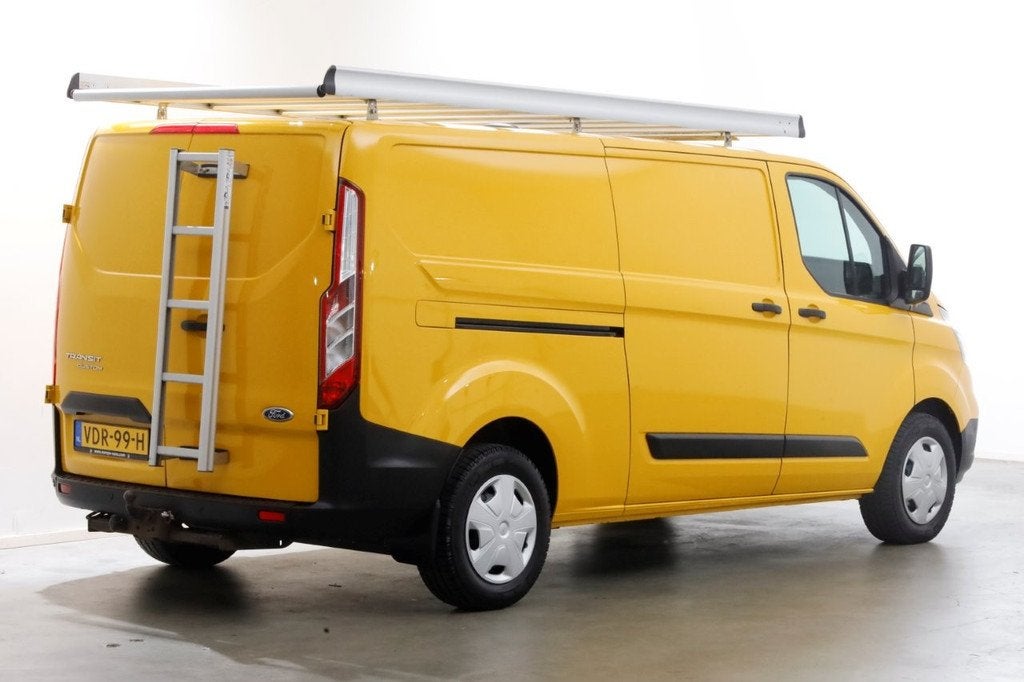 Ford Transit Custom 340 2.0 TDCI 130pk L2H1 Trend Airco/Trek, Auto's, Bestelauto's, Voorwielaandrijving, 15 km/l, Euro 6, 4 cilinders
