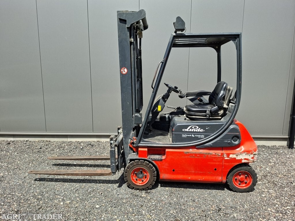 Elektrische heftruck Linde E16 1600 kg 5.5 meter triplo free