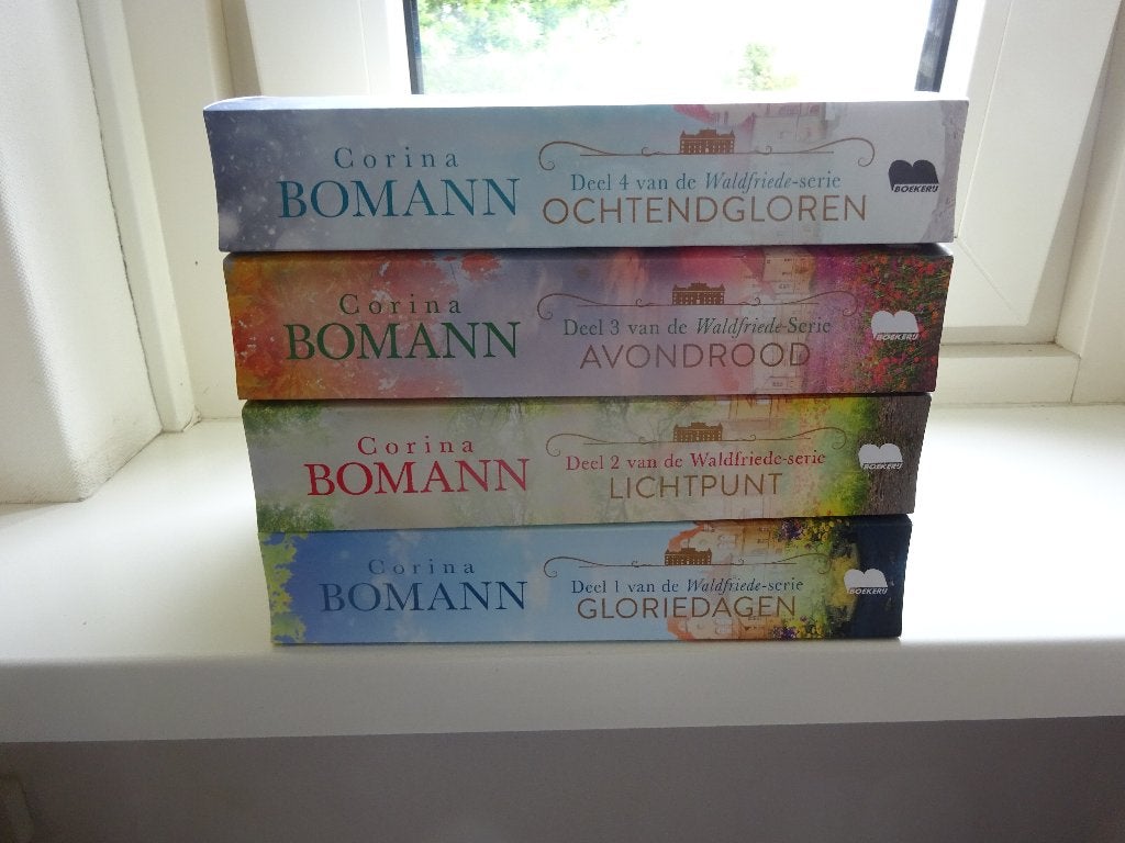 CORINA BOMANN - COMPLETE SERIE WALDFRIEDE, Boeken, Romans, Ophalen of Verzenden, Gelezen