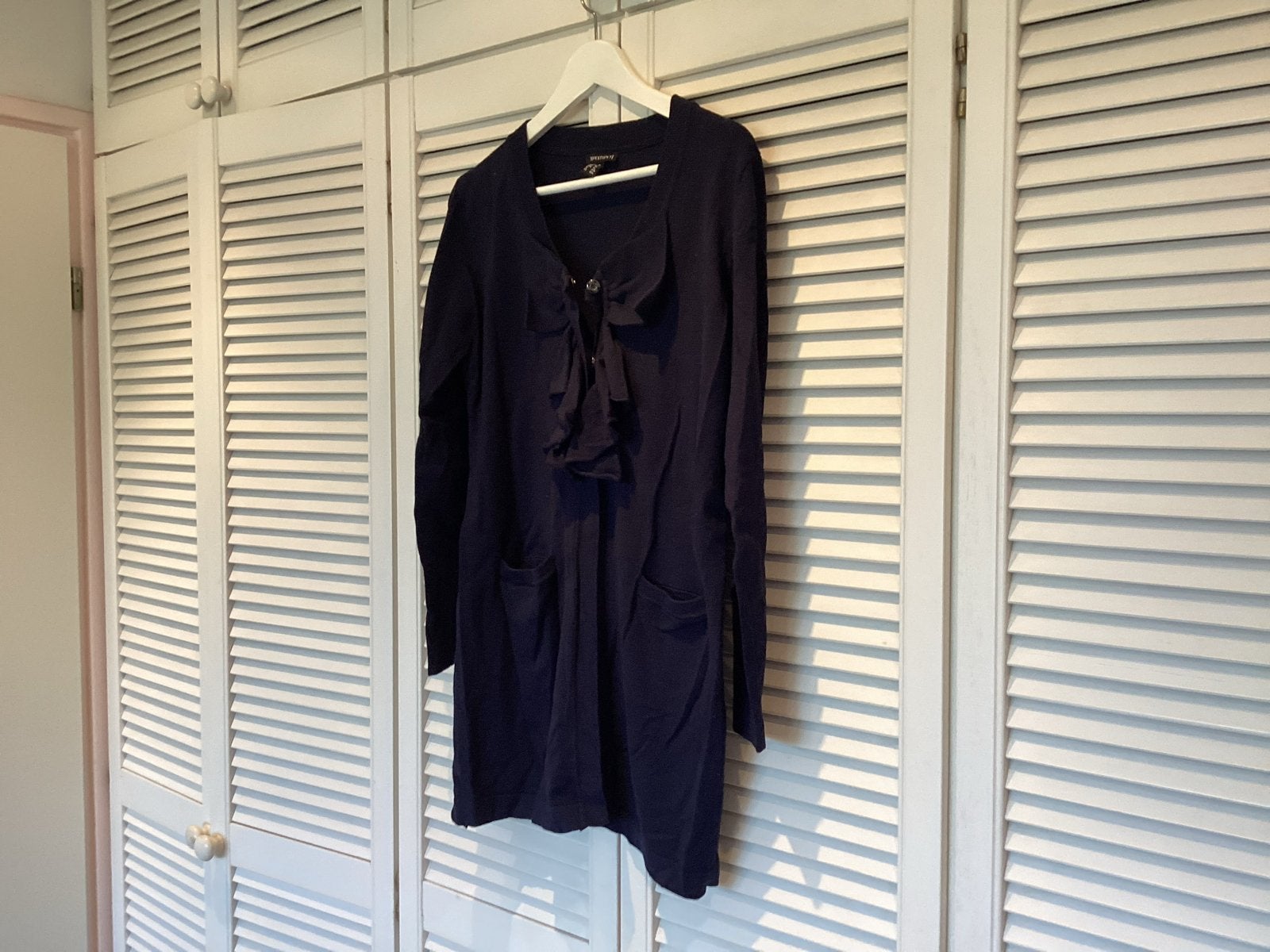 Donkerblauw vest met ruches en zakken, maat XL, Ophalen of Verzenden, Zo goed als nieuw, Maat 46/48 (XL) of groter, Blauw