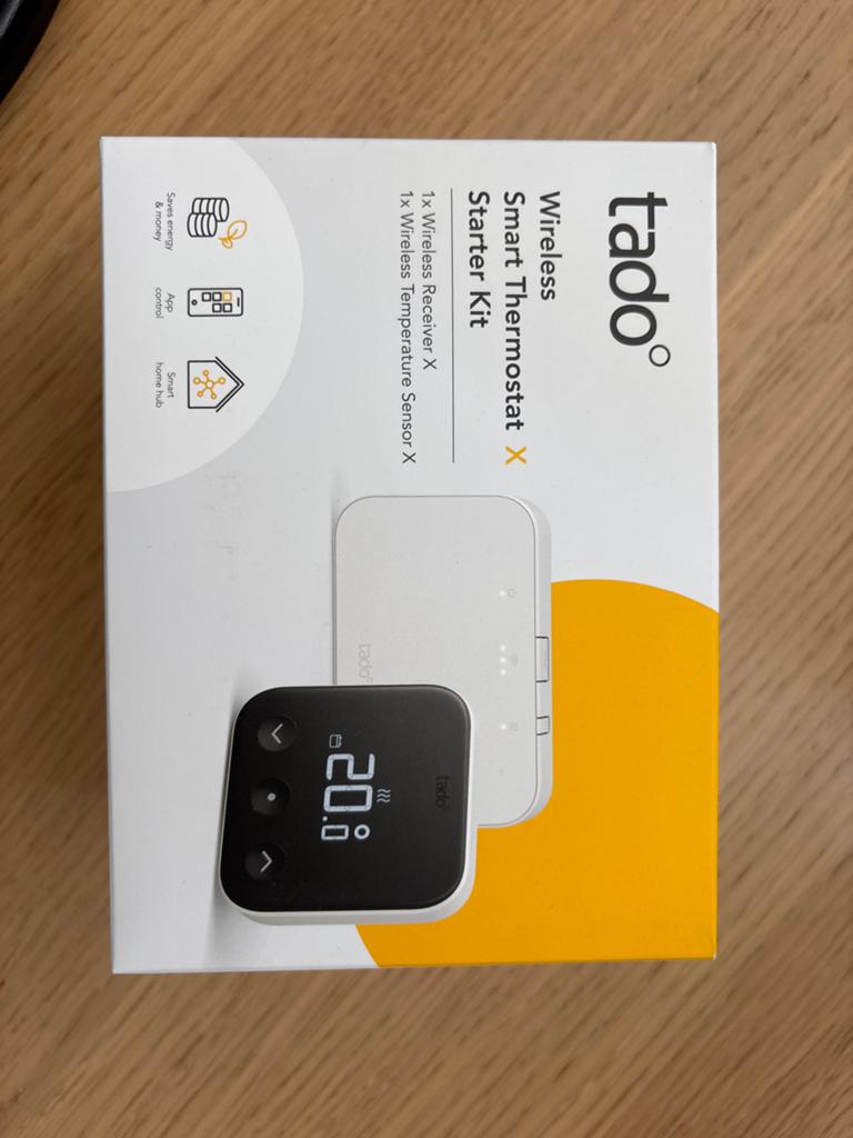 Tado Draadloze Slimme Thermostaat Starter Kit X, Ophalen of Verzenden, Slimme thermostaat, Nieuw
