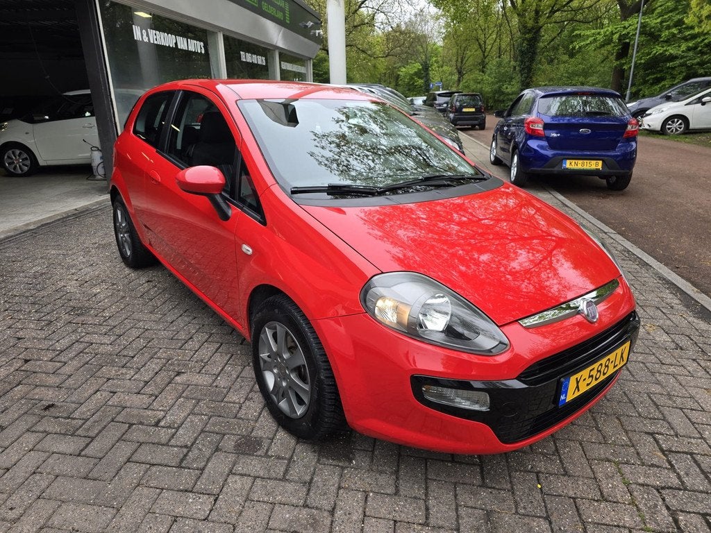 Fiat Punto Evo 1.4 Business | 12MND GARANTIE | NW APK | AIRC, Auto's, Voorwielaandrijving, Euro 5, 4 cilinders, 400 kg