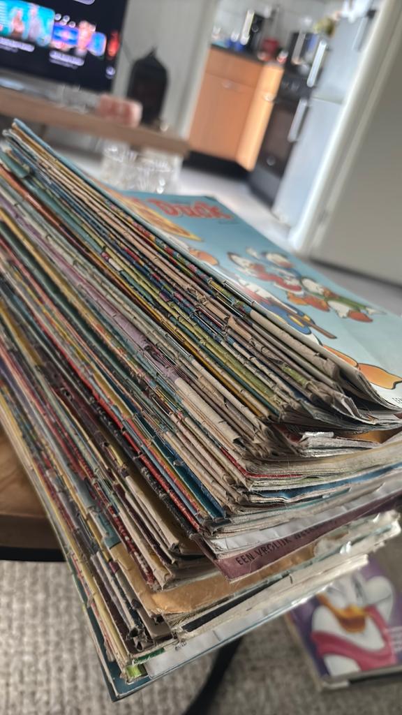 Grote stapel Donald Duck stripboeken, Meerdere stripboeken, Ophalen of Verzenden, Gelezen