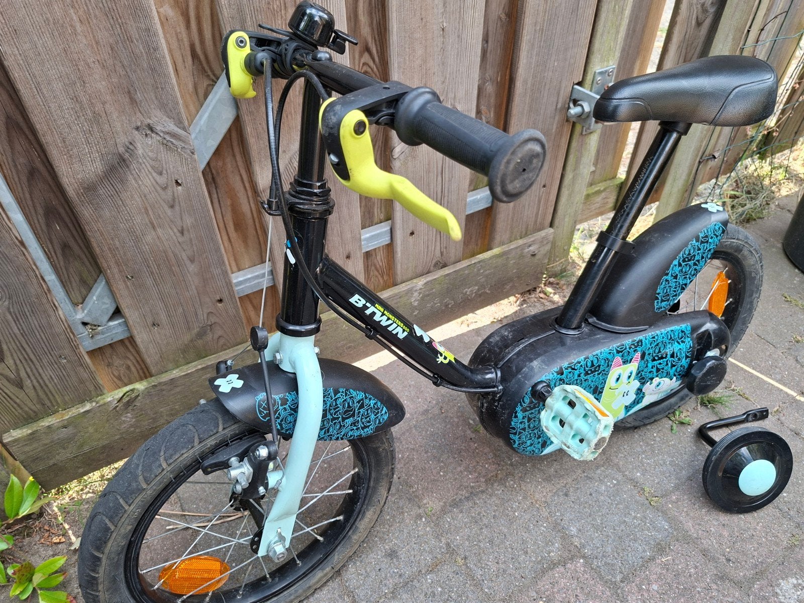 B-twin kinderfiets 14 inch, Fietsen en Brommers, Fietsen | Kinderfietsjes, Ophalen, Zijwieltjes, Gebruikt, Velgrem