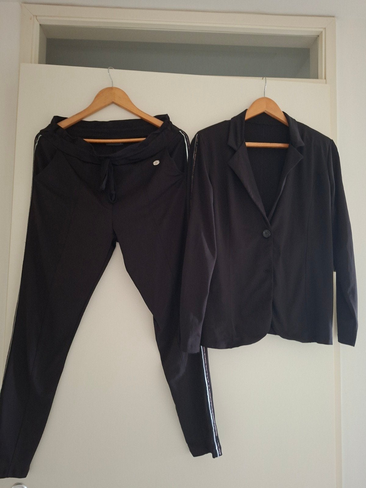 Angelle Milan travel pak en jurk, Kleding | Dames, Ophalen, Zo goed als nieuw, Zwart, Lang