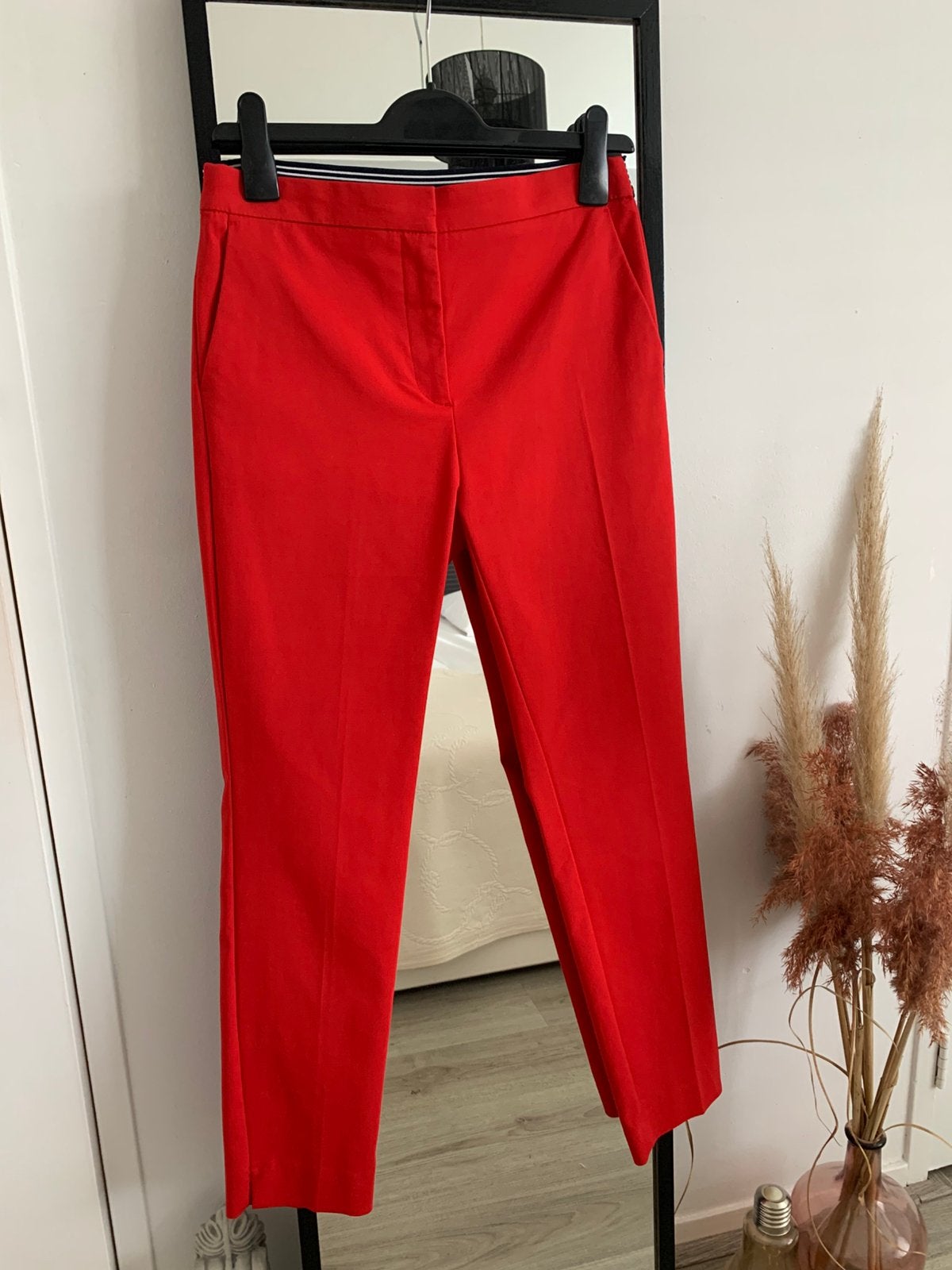 Rode Zara pantalon maat m. Nieuw., Maat 38/40 (M), Nieuw, Ophalen of Verzenden, Lang