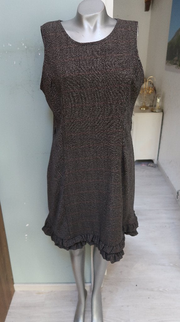 Paprika prachtige jurk bruin met mooie onderkant T2, Bruin, Maat 46/48 (XL) of groter, Ophalen of Verzenden, Zo goed als nieuw