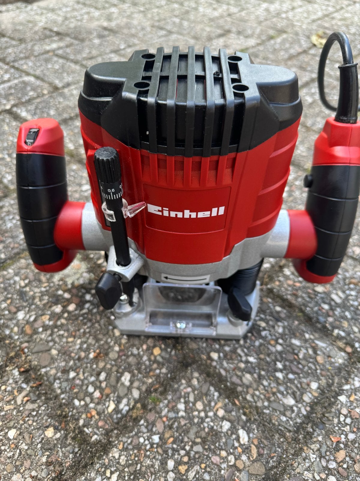 Einhell TC-RO 1155 E Bovenfrees, Doe-het-zelf en Verbouw, Gereedschap | Freesmachines, Ophalen, Zo goed als nieuw, Elektrisch