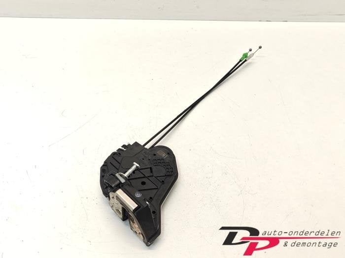 Deurslot Mechaniek 4Deurs links-achter van een Peugeot 108, Gebruikt, -, -, Ophalen of Verzenden