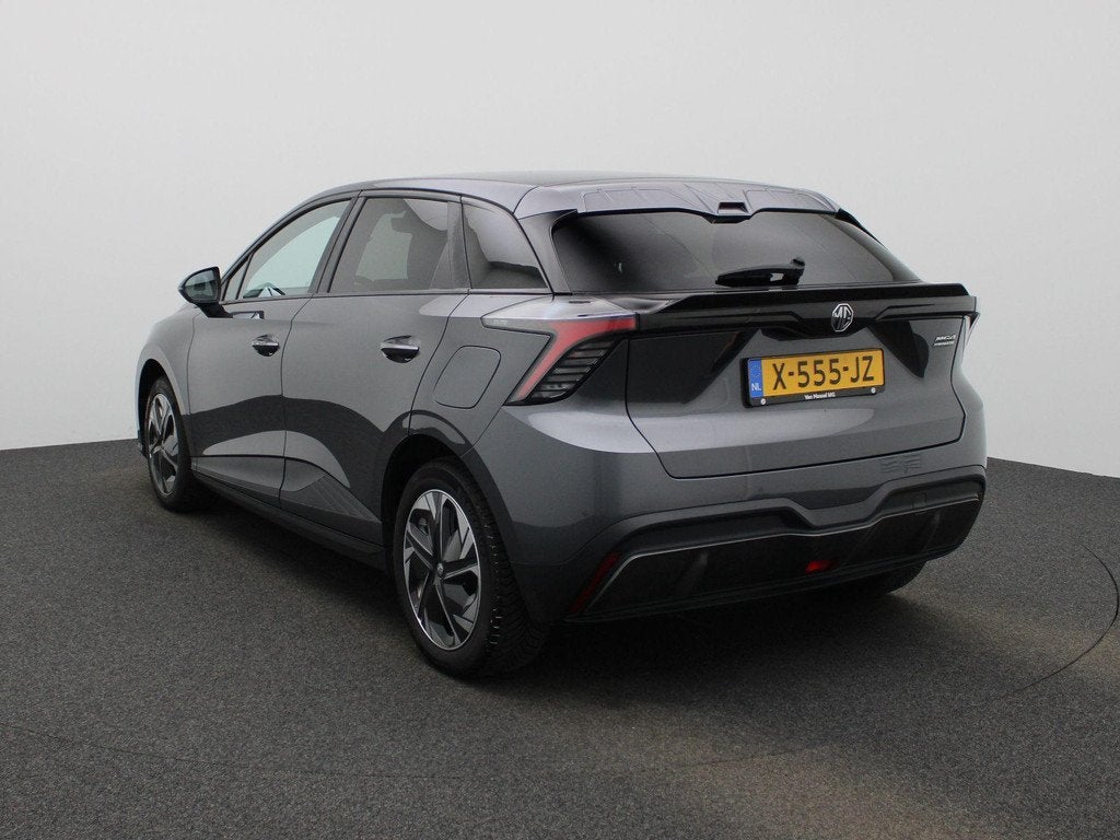 MG 4 Comfort 64 kWh | Led Verlichting | Carplay | Parkeersen, Auto's, MG, Automaat, 12 maanden, Gebruikt, Origineel Nederlands