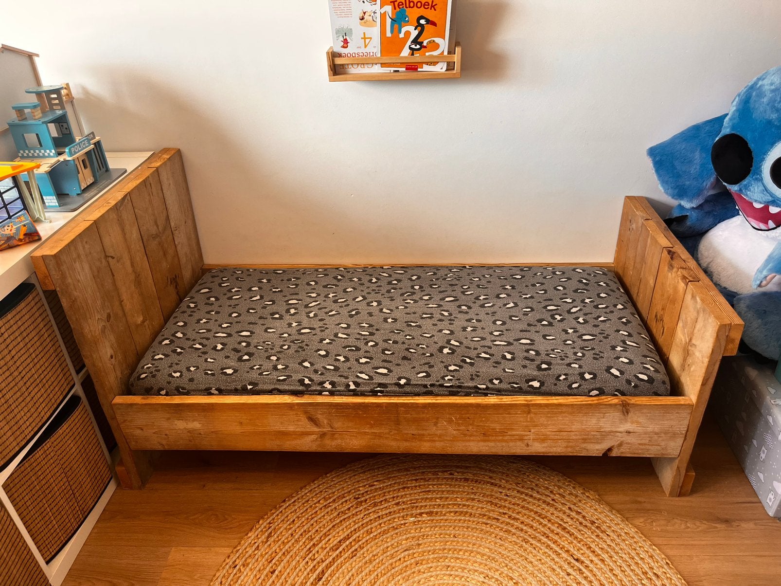 Peuterbed matras maat 150 x 70, Kinderen en Baby's, Kinderkamer | Bedden, Ophalen, 70 tot 85 cm, 140 tot 160 cm, Zo goed als nieuw