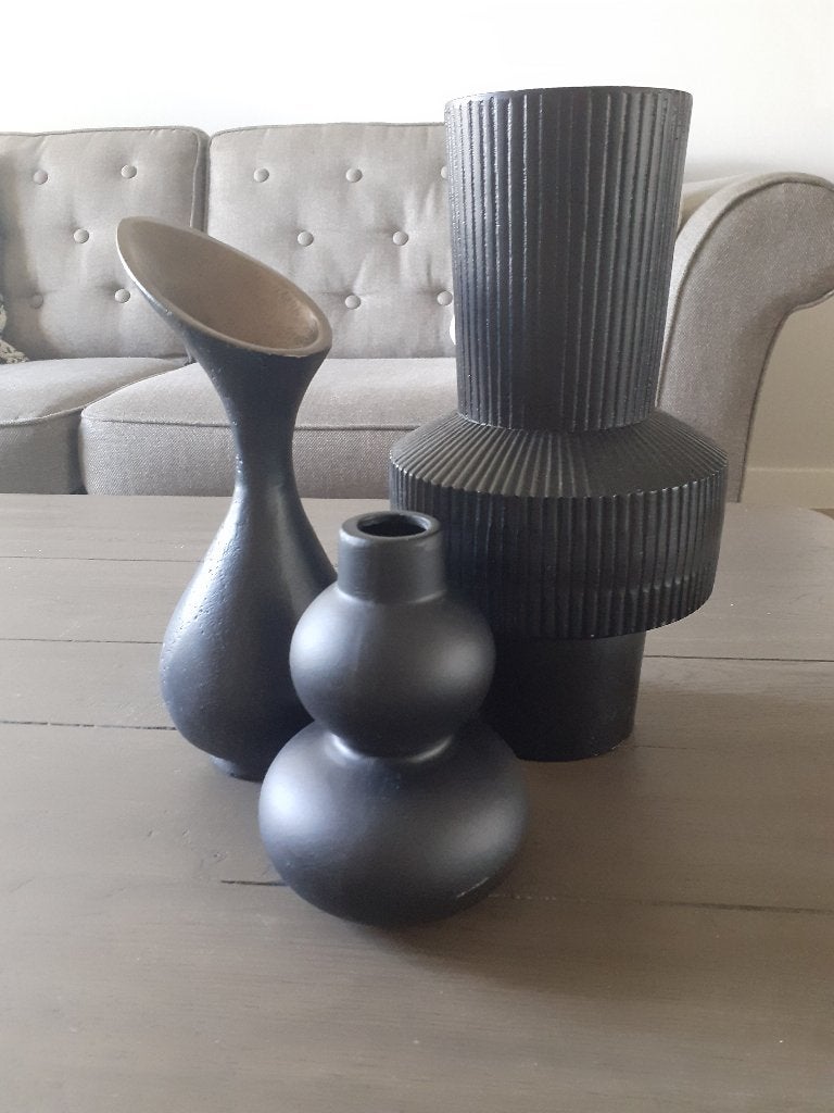 Schitterend set zwarte vazen, merk: Living&Living, nieuw., Zwart, Nieuw, Ophalen of Verzenden, Steen/keramiek