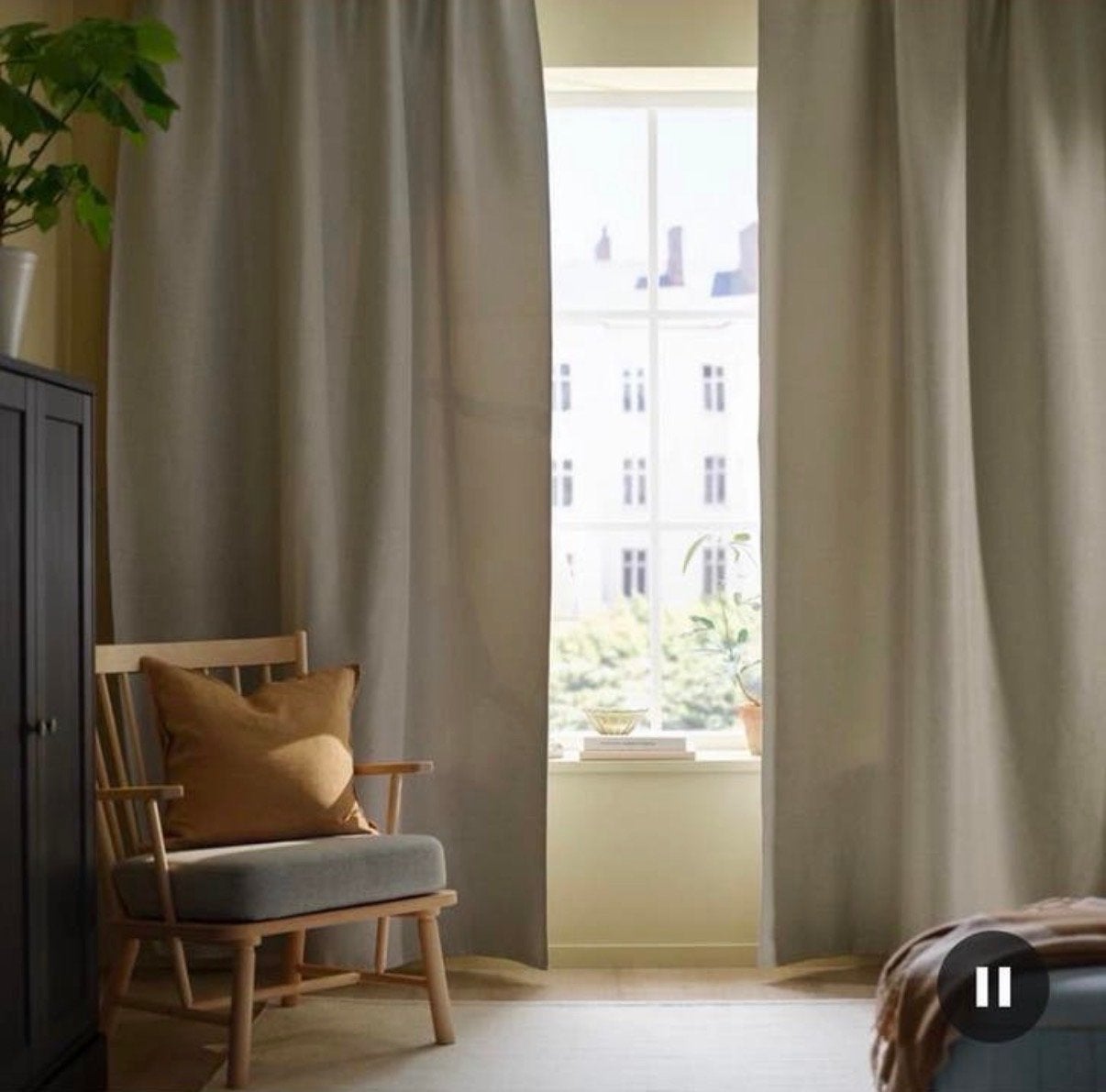 IKEA ANNAKAJSA Verduisterende Gordijnen Lichtgrijs (2x), Huis en Inrichting, Verduisterend, Ophalen of Verzenden, Zo goed als nieuw
