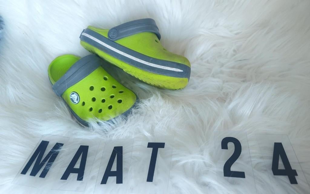 Crocs limegroen maat 24, Kinderen en Baby's, Kinderkleding | Schoenen en Sokken, Gebruikt, Overige typen, Jongen of Meisje, Ophalen of Verzenden