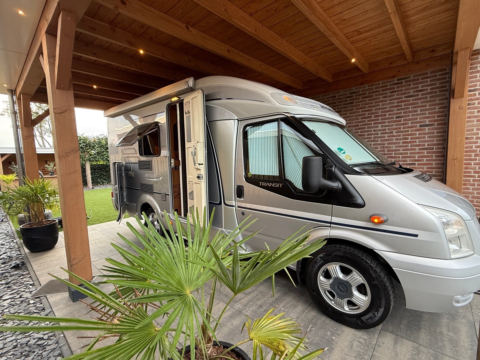 Hymer Van 512 - Compacte en Complete Camper 2e eigenaar, Ringverwarming, Alarm, Ford, 6 tot 7 meter