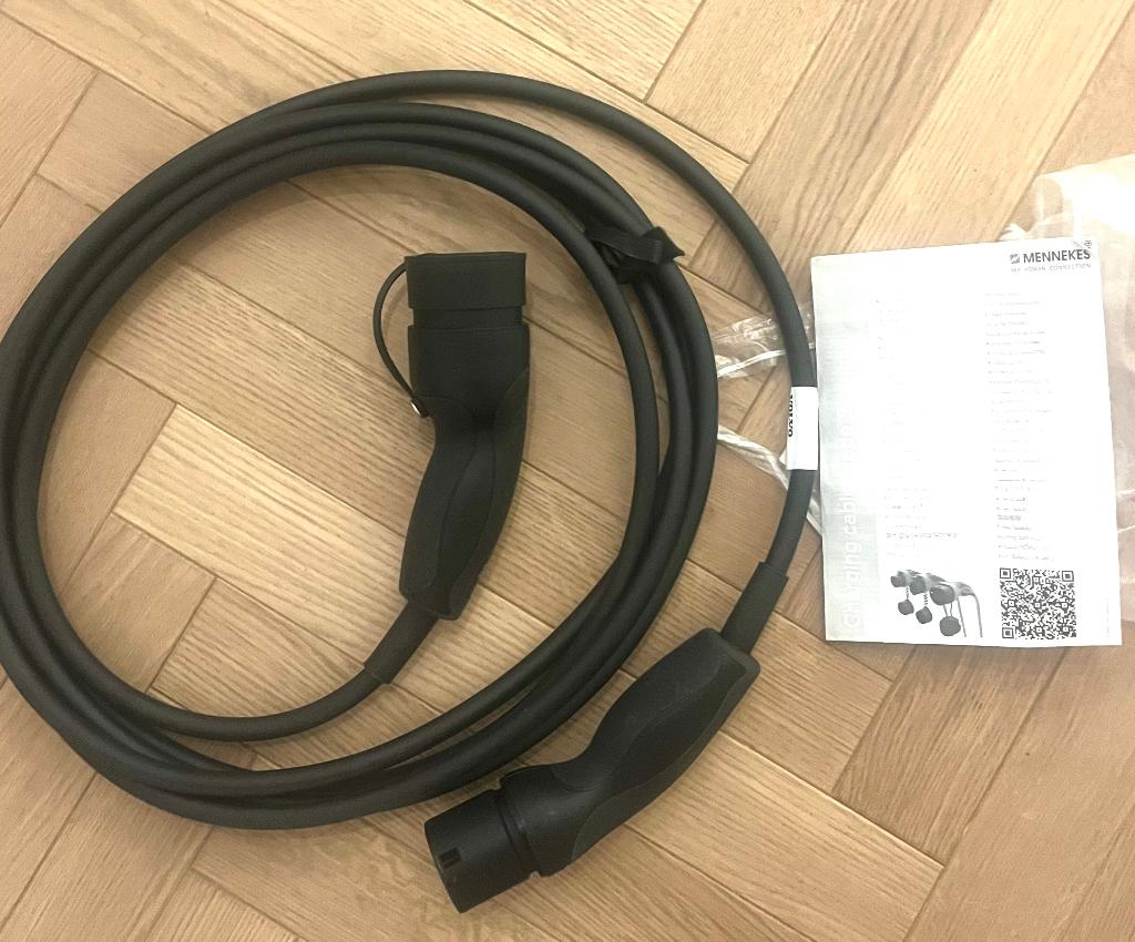 Mennekes Volvo Mode 3 laadkabel, Ophalen of Verzenden, Zo goed als nieuw, Laadkabel
