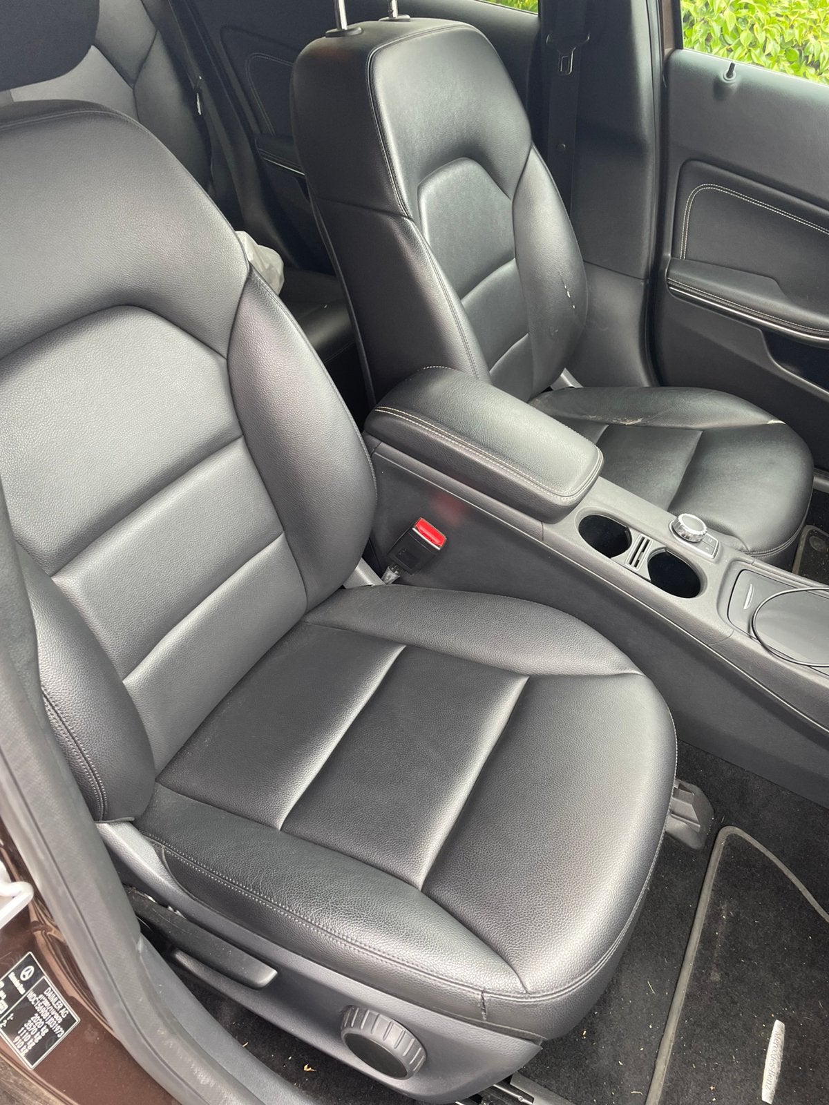 Mercedes GLA x156 zwart leren stoelen, Auto-onderdelen, Interieur en Bekleding, Ophalen, Gebruikt, Mercedes-Benz