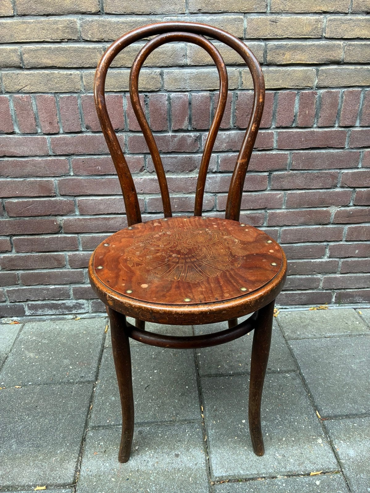 Oude thonet café stoel, Ophalen