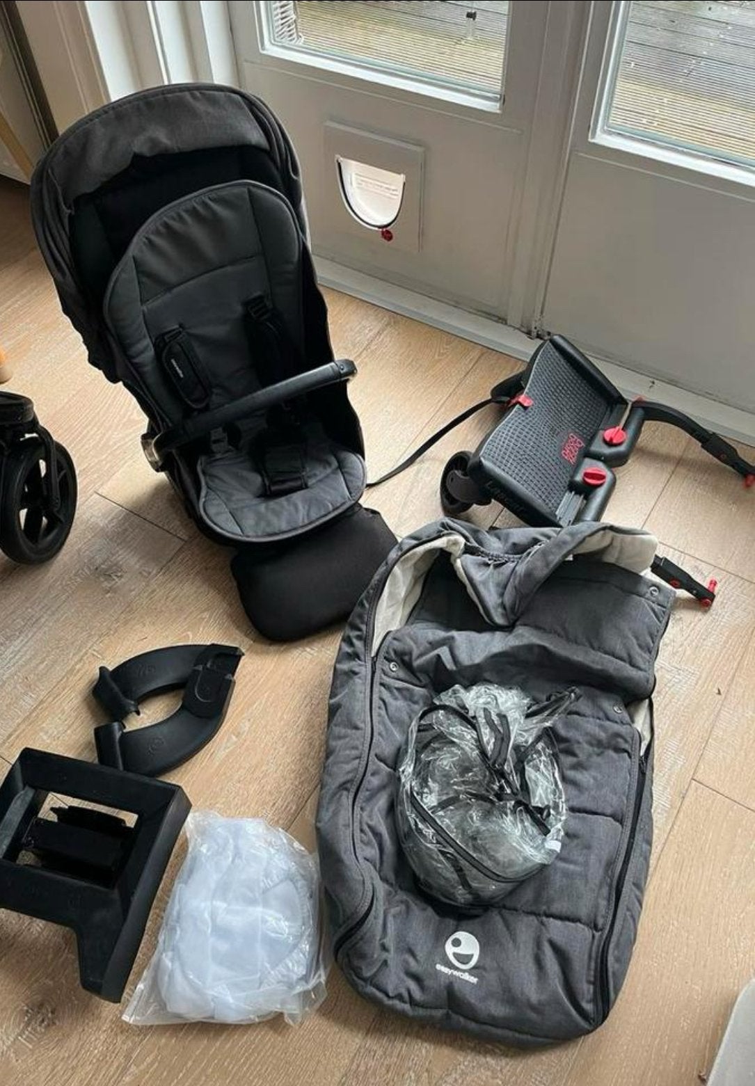 Easywalker Harvey 2 combi kinderwagen met accessoires, Gebruikt, Combiwagen, Met reiswieg, Ophalen