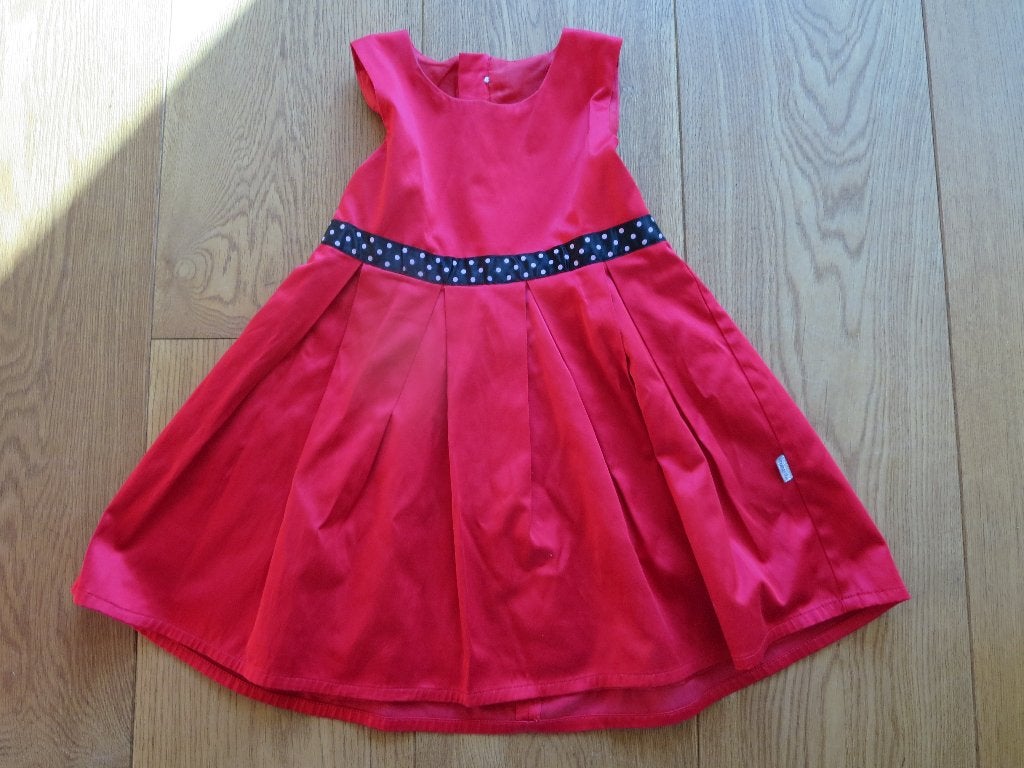Rode mouwloze feestjurk Name it mt 98-104, Kinderen en Baby's, Kinderkleding | Maat 98, Ophalen of Verzenden, Gebruikt, Meisje
