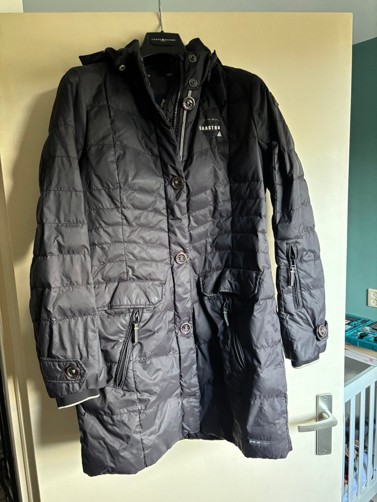 Gaastra damesjas / parka maat M met capuchon bontkraag mist, Ophalen of Verzenden, Gedragen, Maat 38/40 (M), Zwart