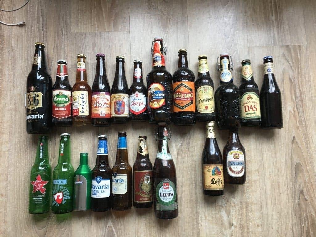 bier flessen vol en leeg Nederland en andere oude, Ophalen of Verzenden, Zo goed als nieuw, Flesje(s), Amstel
