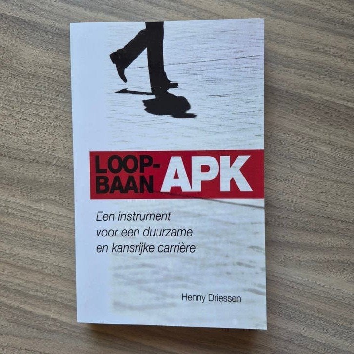 Loopbaan APK (Henny Driessen), Ophalen of Verzenden, Nieuw