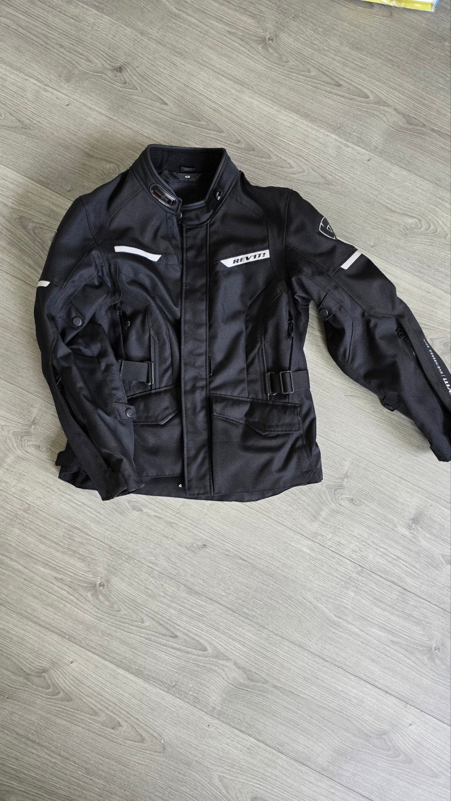 Revit motorjas dames maat 42 met uitneembare lagen, Revit, Jas | textiel, Ophalen of Verzenden, Dames