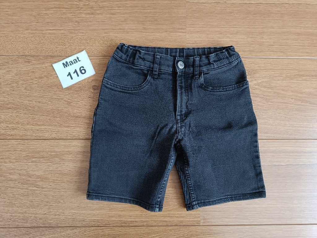 H&M slim fit shorts maat 116 zwart, Kinderen en Baby's, Kinderkleding | Maat 116, Broek, Gebruikt, H&M, Ophalen of Verzenden