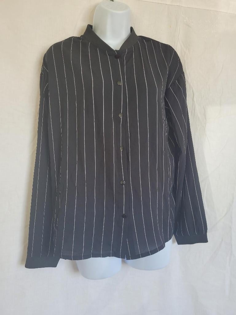 Nette zwarte blouse witte krijtstreep mt L merk Daphnea, ., Zwart, Maat 42/44 (L), Ophalen of Verzenden