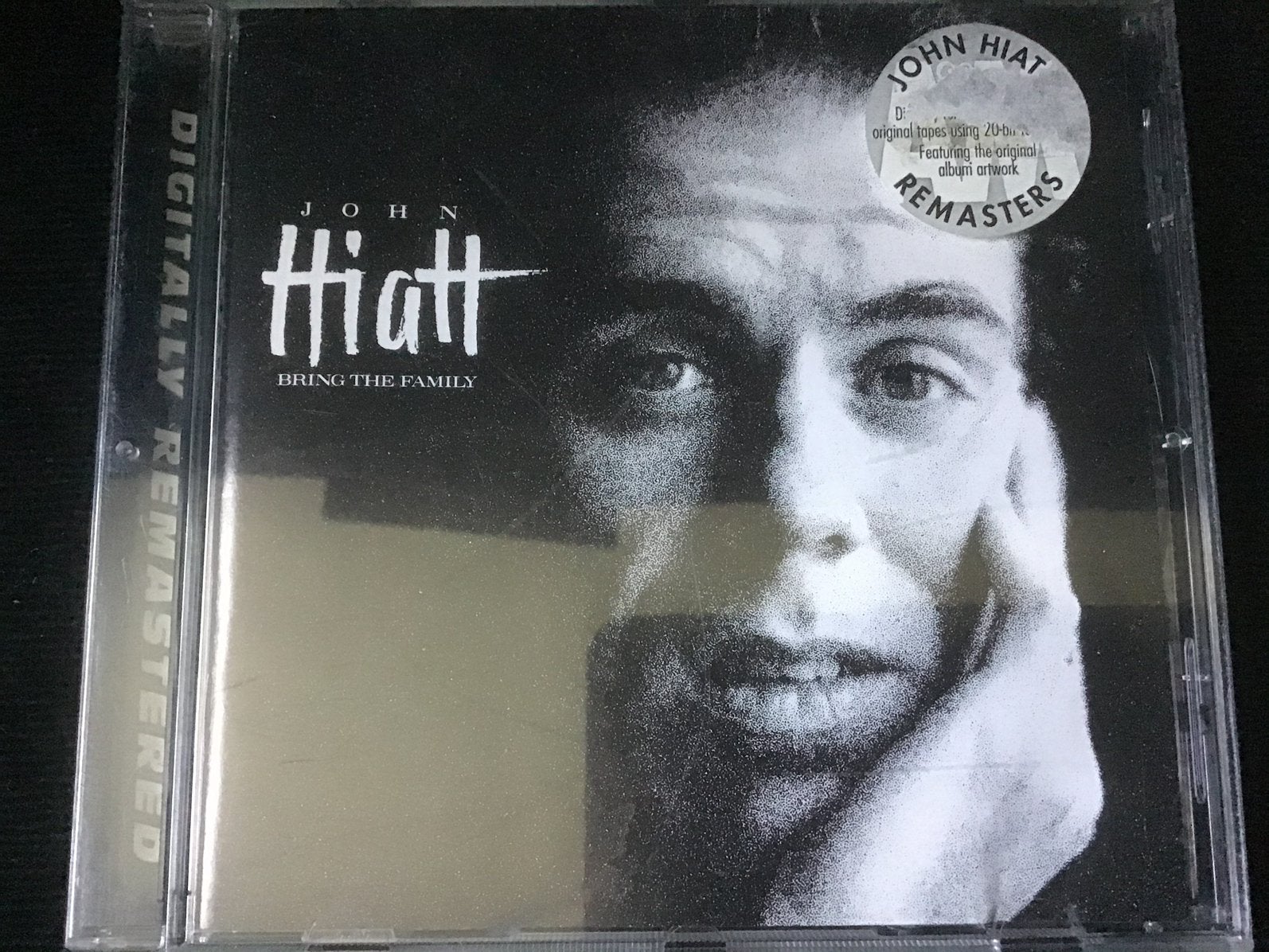 John Hiatt, Bring the Family cd, Ophalen of Verzenden, Zo goed als nieuw, Poprock